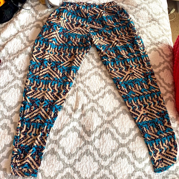 Pants - Picture 4 of 5